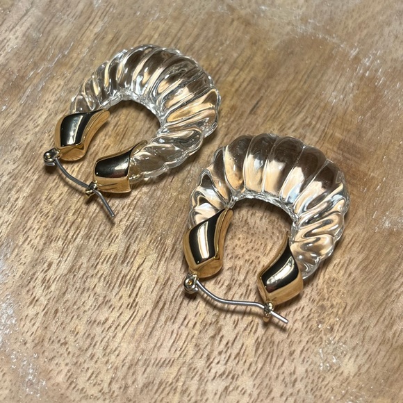 Christian Siriano Glass Gold Tone Drop Earrings - Picture 6 of 16